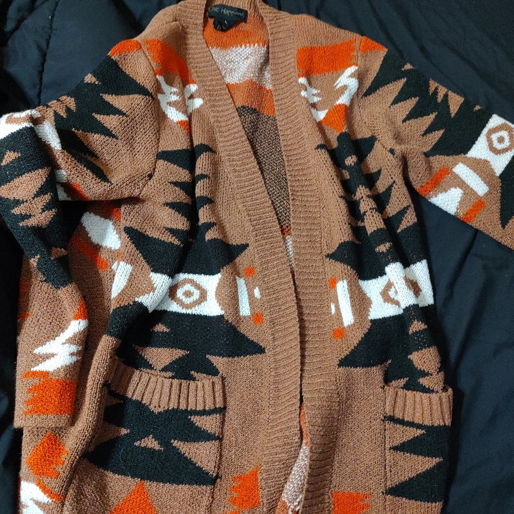 Chic happens cardigan